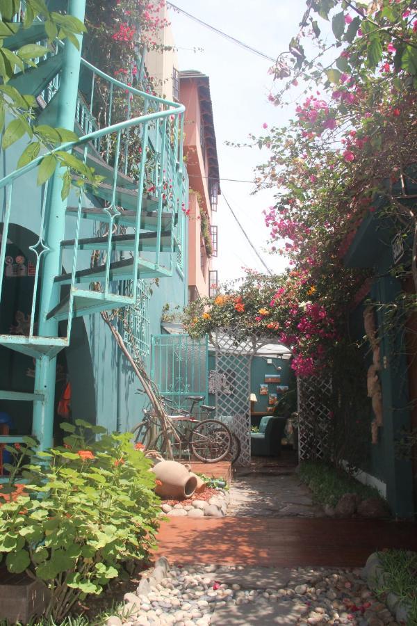 La Casona Azul Bed & Breakfast Lima Exterior photo