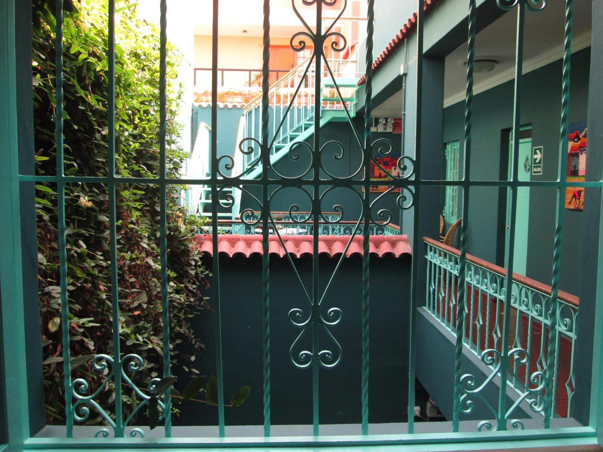 La Casona Azul Bed & Breakfast Lima Exterior photo