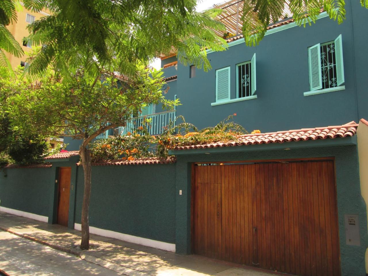 La Casona Azul Bed & Breakfast Lima Exterior photo